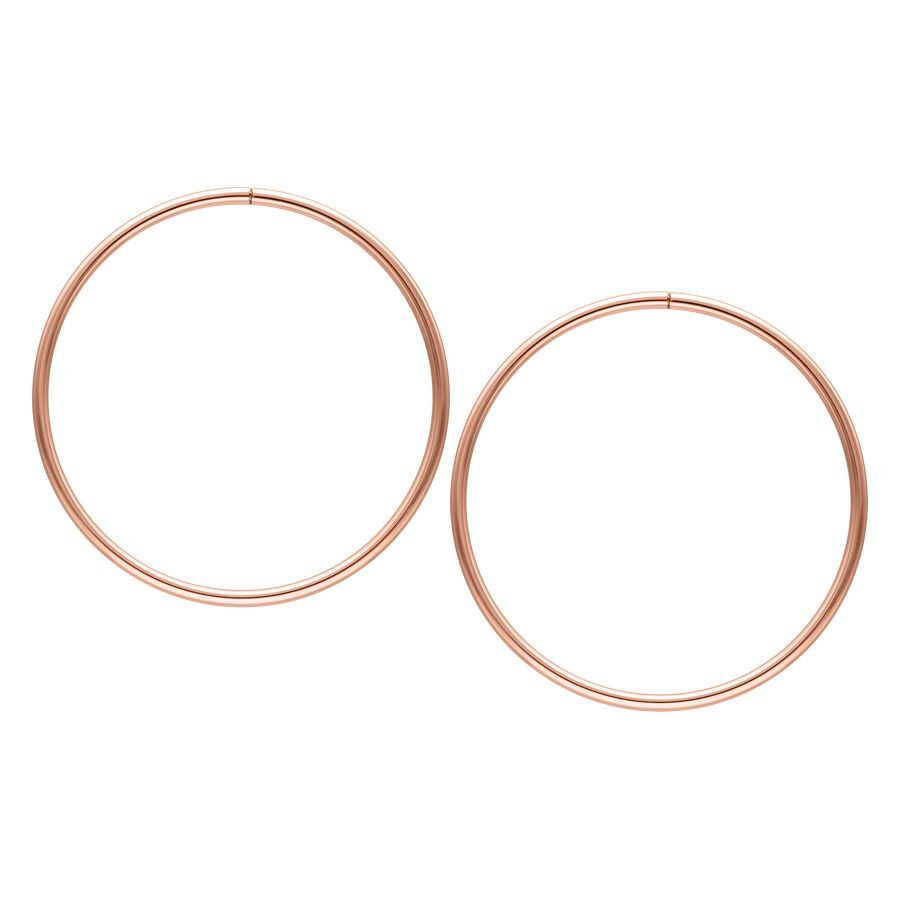 Due grandi cerchi cavi in oro rosa su sfondo bianco