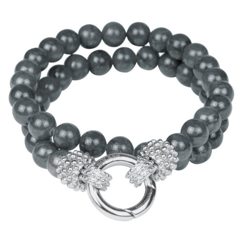 Bracciale verde grigio a due file di perle, lungo 190 mm, con chiusura argentata su sfondo bianco