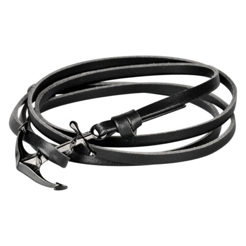 Bracciale in pelle nera con ancora in acciaio chirurgico su sfondo bianco