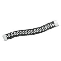Wildcat Rock Basic bracciale in pelle Bracciale in pelle nera con elementi a catena in acciaio inox su sfondo bianco