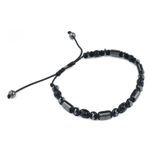 Bracciale in nylon nero con pietre nere su sfondo bianco