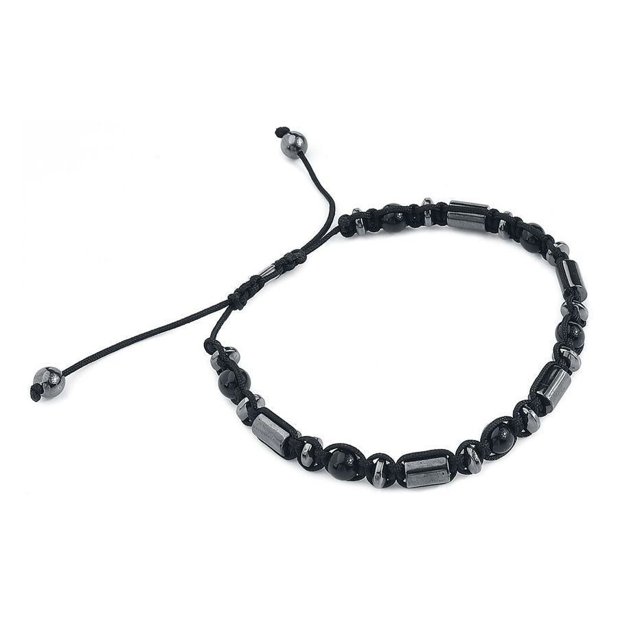 Bracciale in nylon nero con pietre nere su sfondo bianco