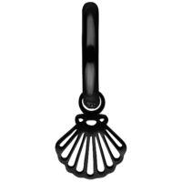 Orecchini neri a forma di conchiglia in acciaio chirurgico su sfondo bianco