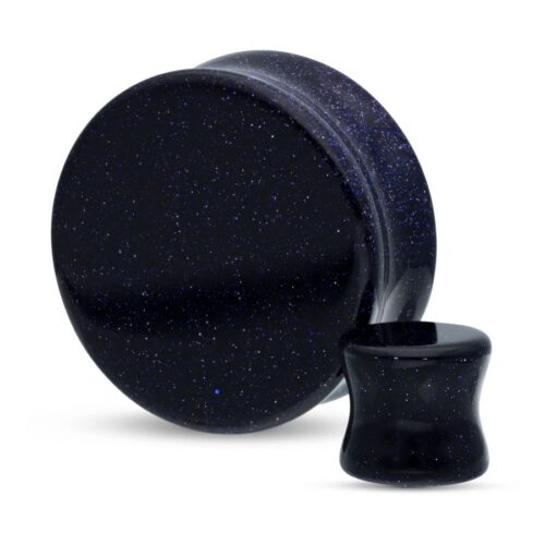 Plug rotondo nero in pietra con effetto scintillante su sfondo bianco