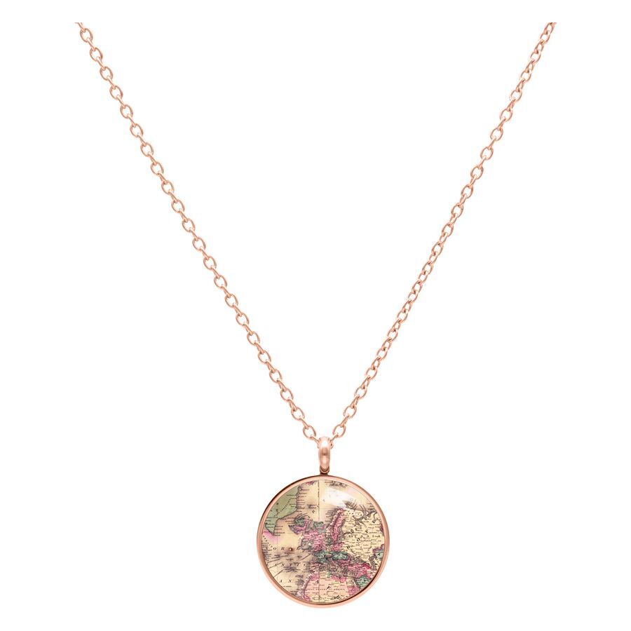 Collana in oro rosa con ciondolo rotondo che mostra una mappa su sfondo bianco