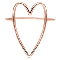 Anello a forma di cuore in oro rosa, misura 17mm, su sfondo bianco