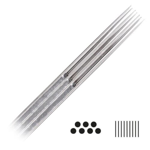 Aghi Magnum Long Taper in acciaio chirurgico su sfondo bianco
