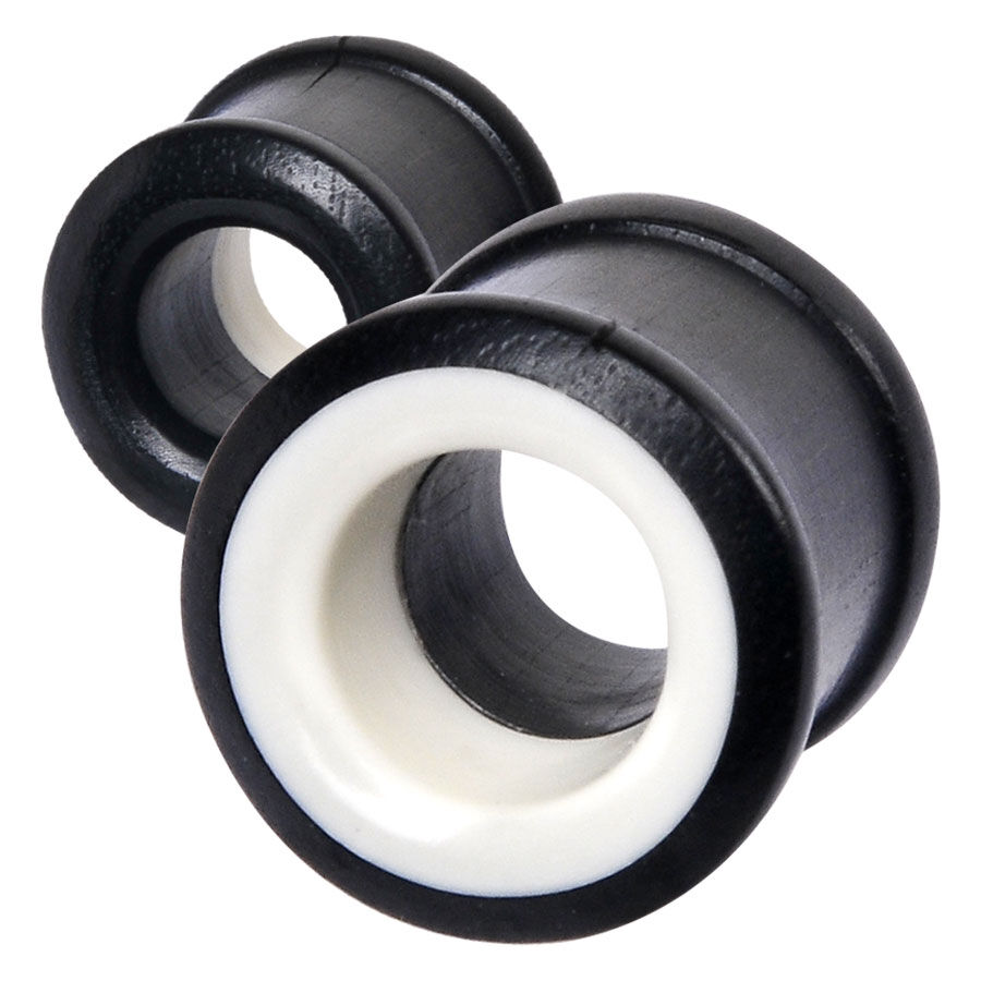 Piercing tunnel in legno nero e bianco con superficie liscia