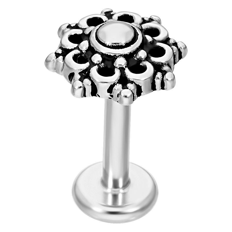 Labret in argento con design Mandala su sfondo bianco
