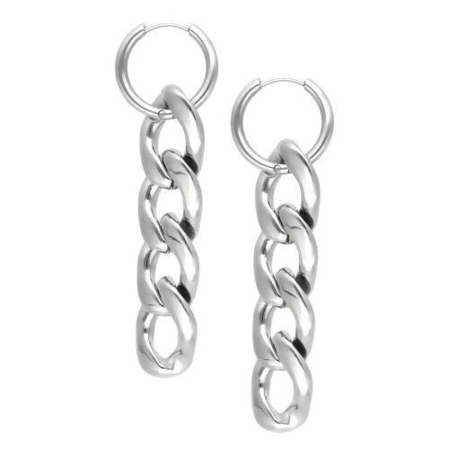 Due orecchini Chunky Hoops argento in acciaio chirurgico su sfondo bianco