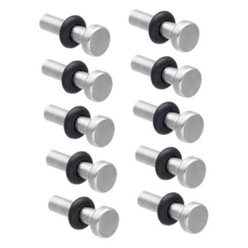 Dieci Keeper per septum in titanio argento con anelli neri su sfondo bianco