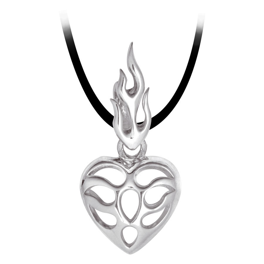 Ciondolo Cuore Fiammeggiante Argento di Wildcat Ciondolo argento a forma di cuore con motivo fiamme su catena nera