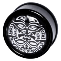 Plug nero in PMMA con motivo Maori bianco su sfondo neutro
