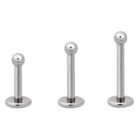 Caviar Labrets in titanio argento su sfondo bianco