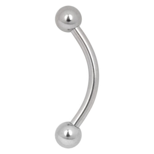Piercing in titanio argento curvato con due sfere su sfondo bianco