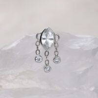 Punta Push Fit color argento con cristalli pendenti su sfondo bianco