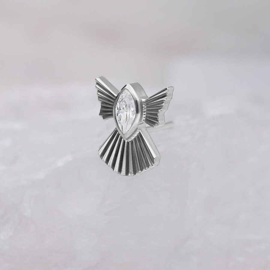 Inserto Push Fit argento a forma di fiocco di neve con cristallo chiaro su sfondo chiaro
