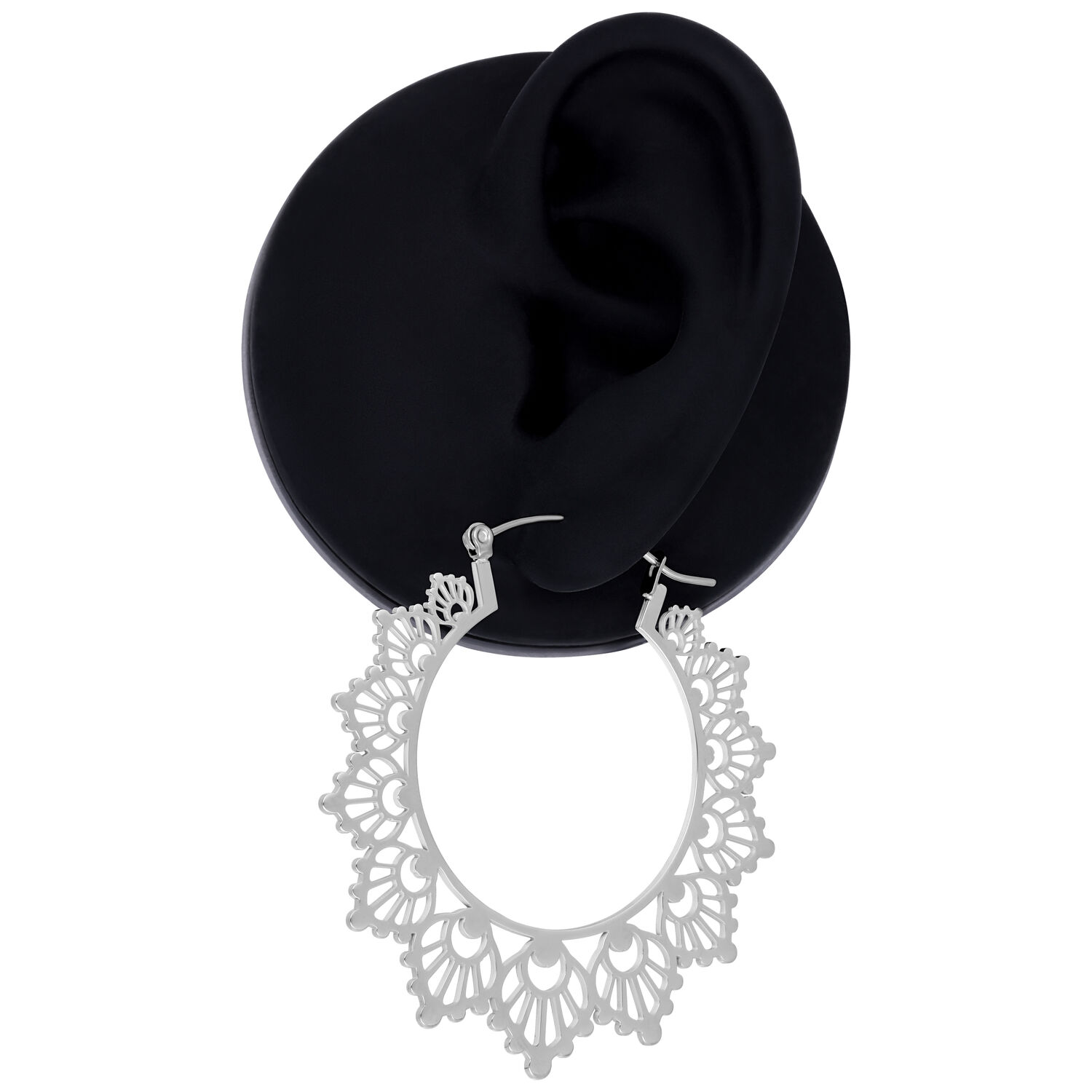 Orecchini in argento a forma di girasole su supporto nero