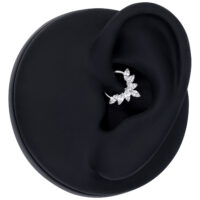 Marquise Cristallo Septum Clicker in argento su display nero per orecchio
