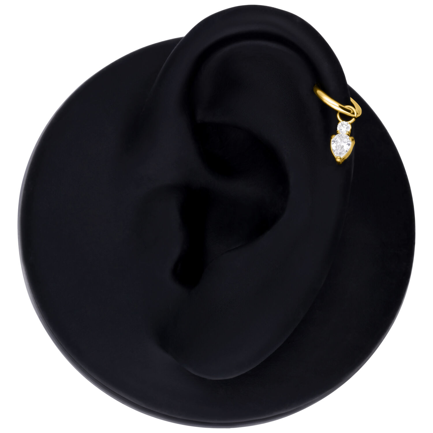 Ciondolo piercing Mystic Crystal in oro su modello di orecchio nero