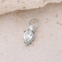 Pendente Mystic Crystal in acciaio chirurgico argento su pietra chiara