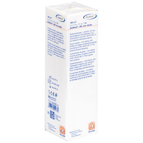 Confezione bianca di garze non sterili del marchio MaiMed su sfondo bianco