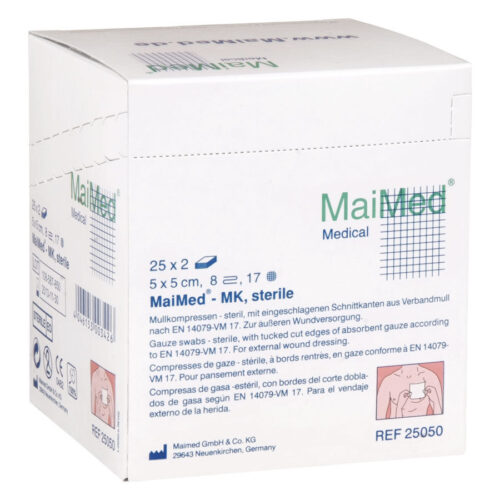 Scatola bianca con garze, marca MaiMed, 5x5 cm, su sfondo bianco