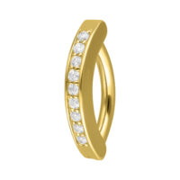 Clicker per ombelico in oro 14K con cristalli di moissanite su sfondo bianco
