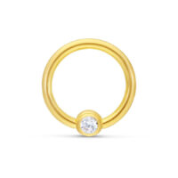 18K Gold Clip in Ring con Cristallo Anello Clip in oro 18K con cristallo chiaro su sfondo bianco