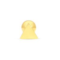 Barbell per orecchio in oro con design a triangolo su sfondo bianco
