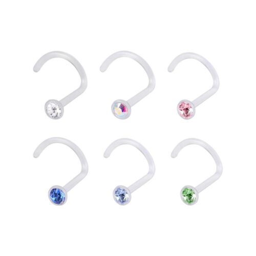 Sei piercing al naso in Bioplast con cristalli chiari, blu e verdi su sfondo bianco