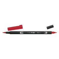 Tombow Dual Brush Pen rosso con due punte su sfondo bianco