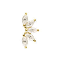 Rankenaufsatz in oro 14K con cristalli di moissanite chiari su sfondo bianco