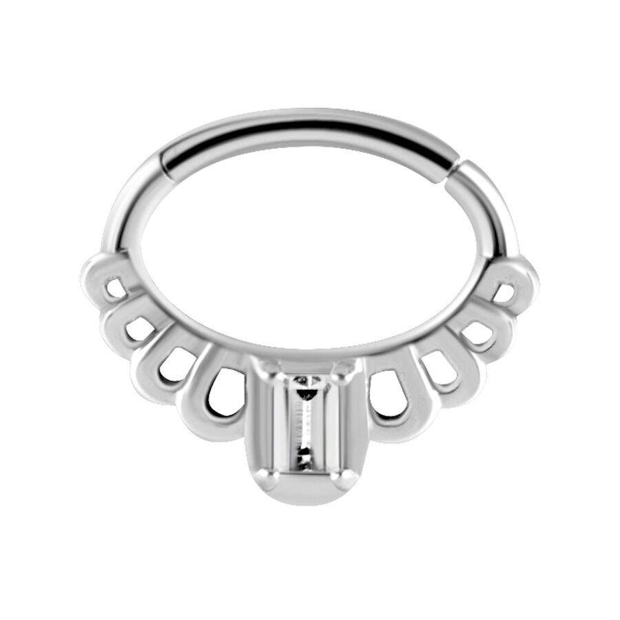 Clicker a cerniera Princess in argento per setto Clicker a cerniera Princess in argento chirurgico 316L su sfondo bianco