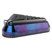 Delta Footswitch Cosmic Storm con superficie rosa-blu su sfondo neutro