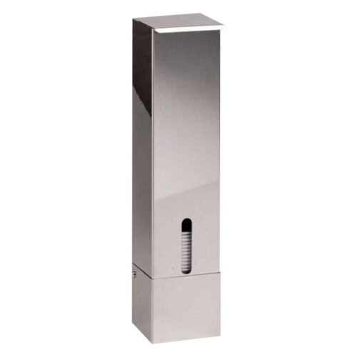 Dispenser in acciaio argentato per bicchieri su sfondo bianco