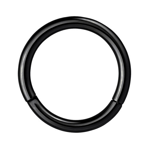 Anello Hinged segmentato nero in acciaio chirurgico, 0,8 mm di spessore, 10 mm di diametro su sfondo bianco