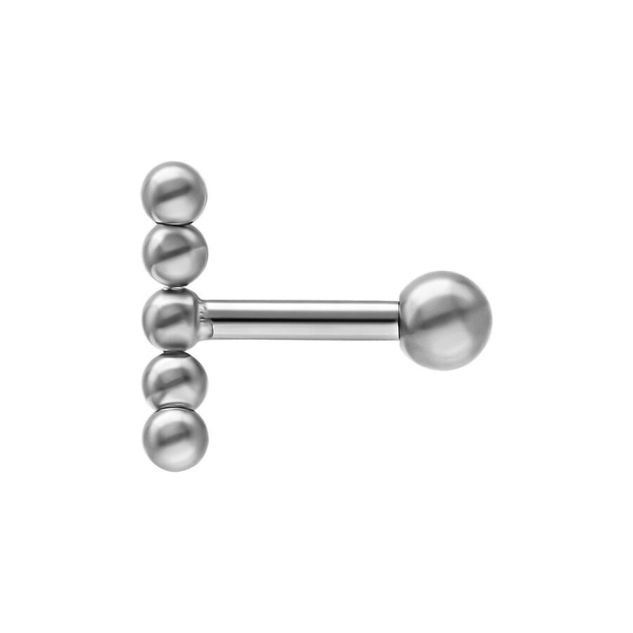 Orecchino barbell in titanio argento con sfera su sfondo bianco
