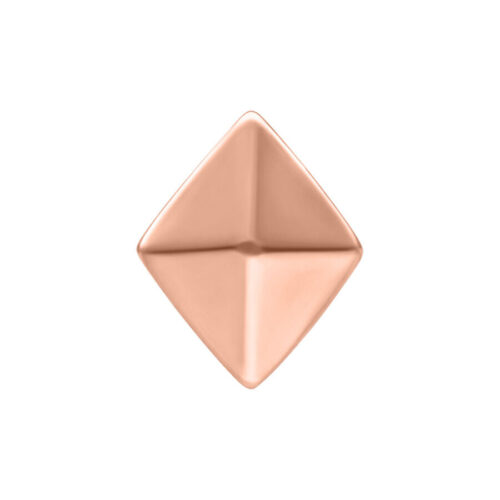 Piramide in oro rosa in acciaio chirurgico su sfondo bianco
