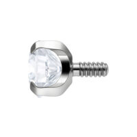 Accessorio Prong Set in argento con pietra cristallina su sfondo bianco