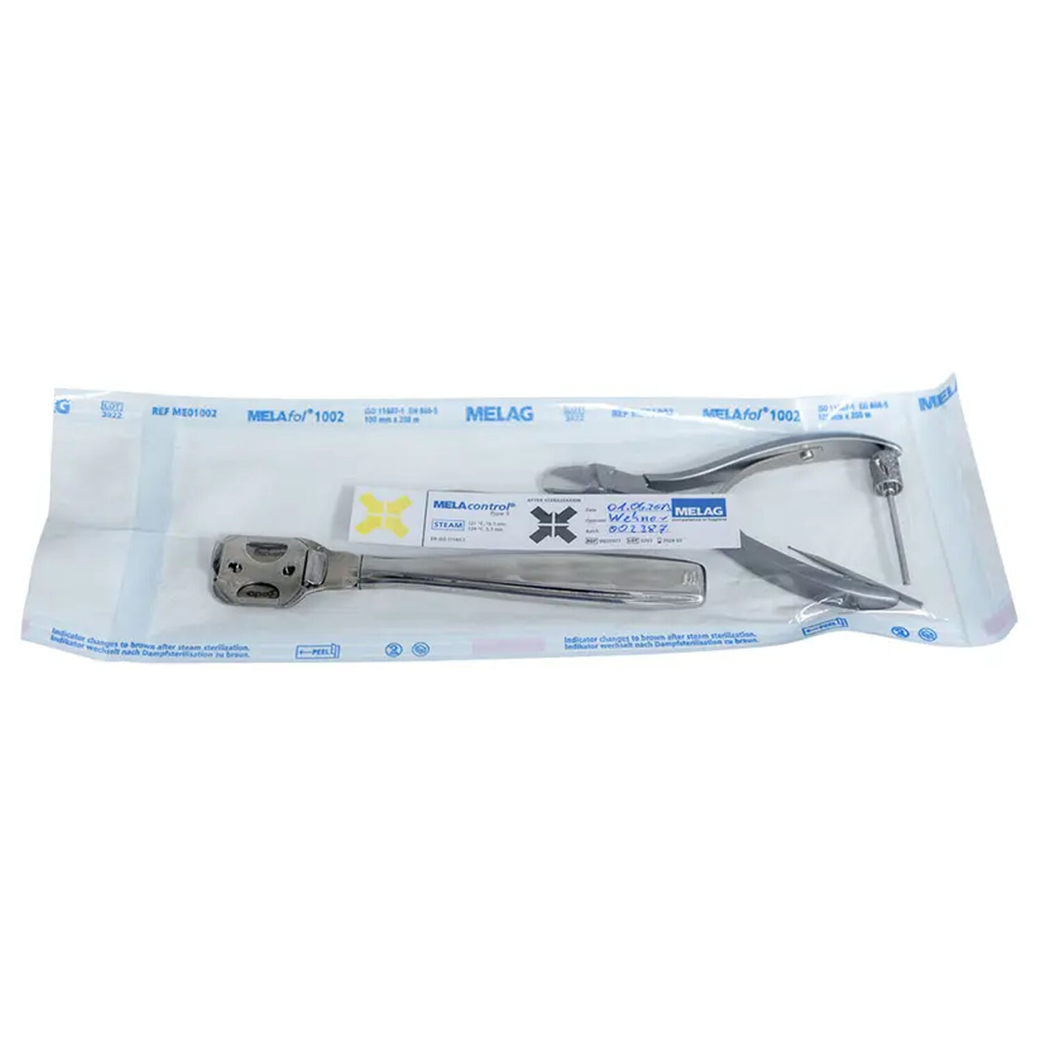 Indicatore MELAcontrol Tipo 5 in sacchetto di sterilizzazione trasparente su sfondo bianco