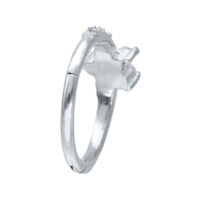 Blossom Clicker Piercing anello in argento Anello Blossom Clicker in argento con motivo floreale su sfondo bianco