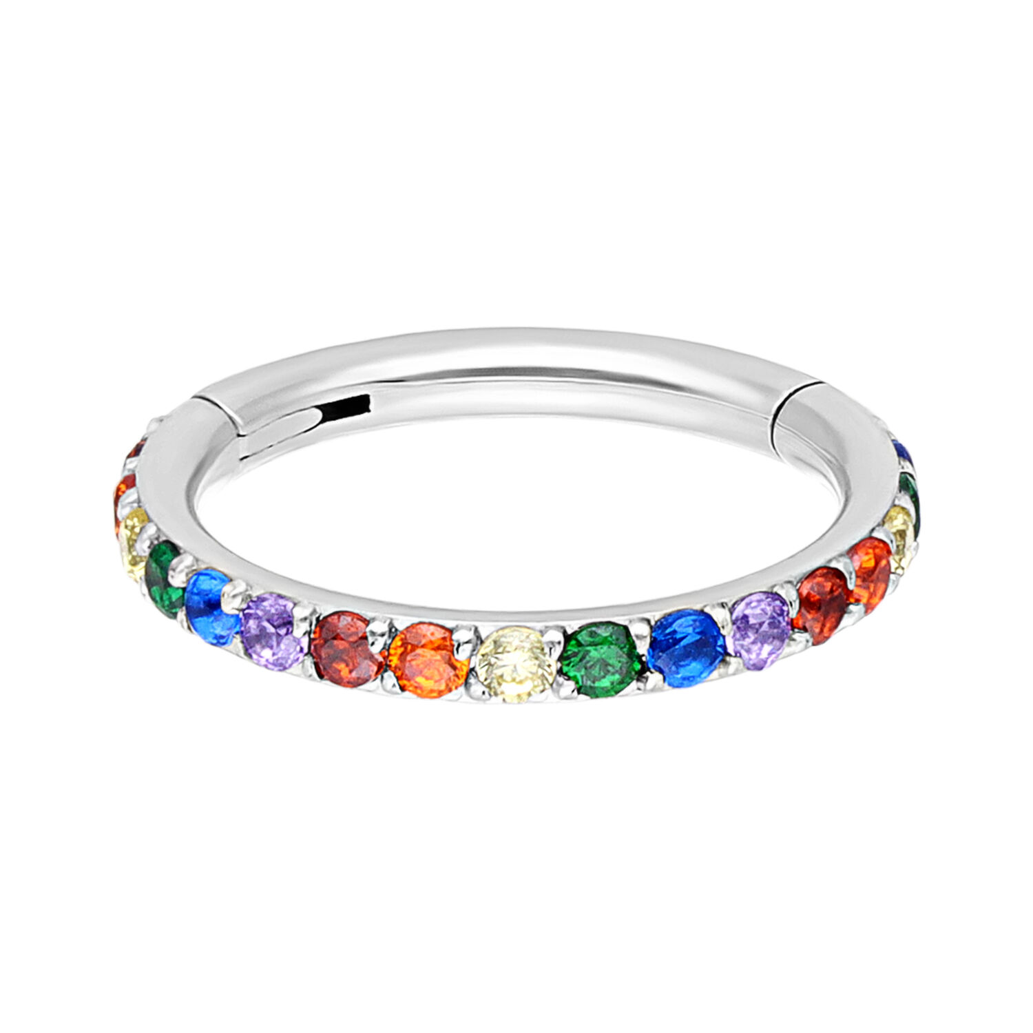 Anello Conch color argento con cristalli arcobaleno su sfondo bianco