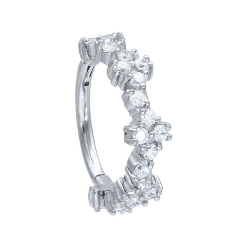 Tiara Clicker in argento con pietre cristalline su sfondo bianco