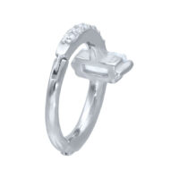 Anello Piercing Clicker Focus Argento con Cristalli Anello piercing argento in acciaio chirurgico con cristalli chiari
