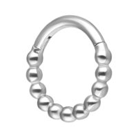 Clicker a Catena di Sfere Argento con diametro interno di 6,0 mm su sfondo bianco