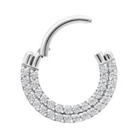 Anello piercing argento con doppia fila di cristalli su sfondo bianco