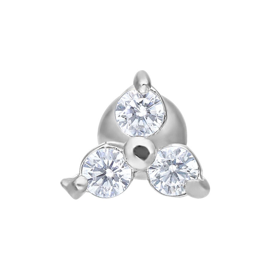 Orecchino barbell in argento con tre cristalli chiari su sfondo bianco