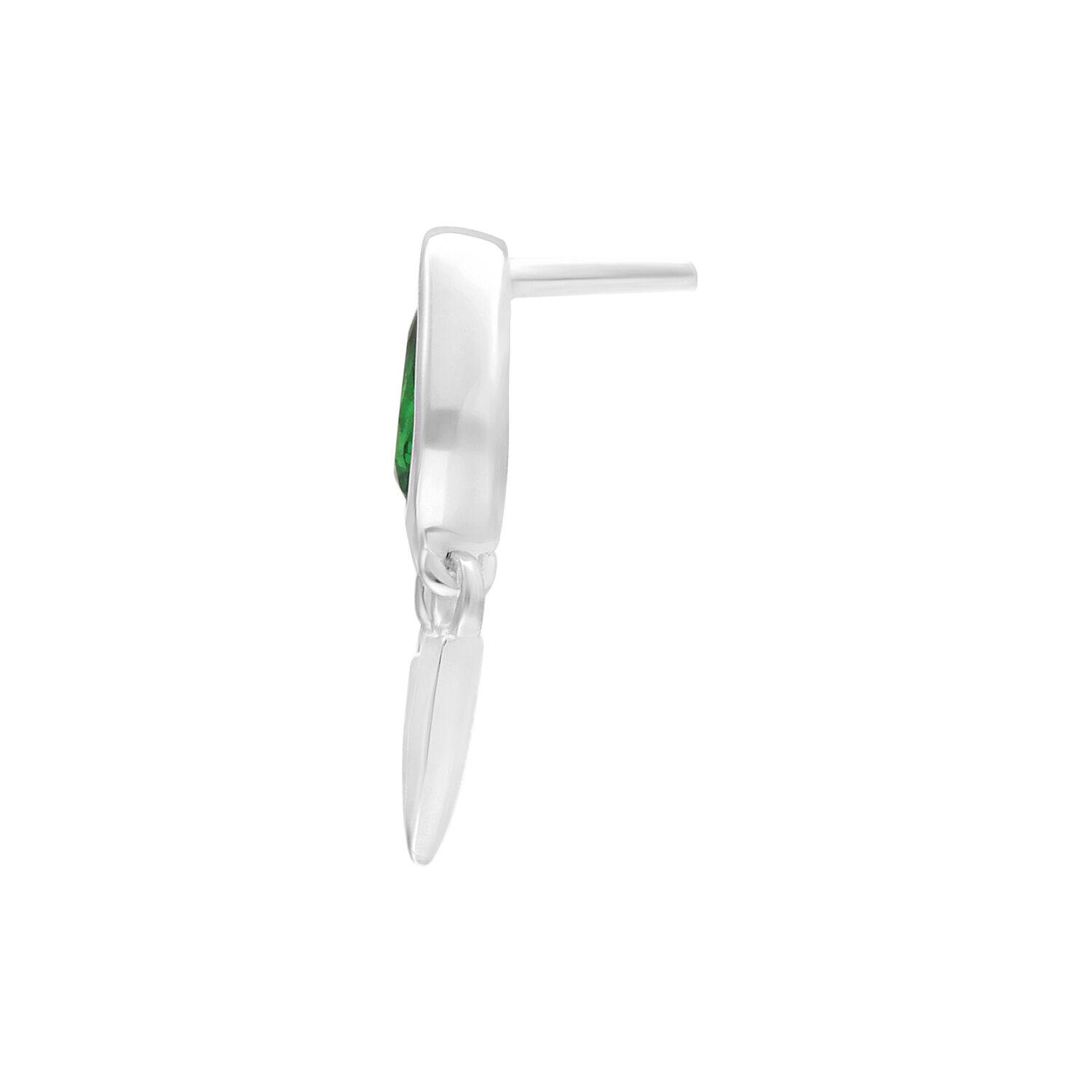 Attacco Push Fit argento con cristallo verde su sfondo bianco
