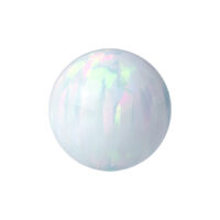 Sfera rotonda di opale sintetico in verde menta scintillante su sfondo bianco